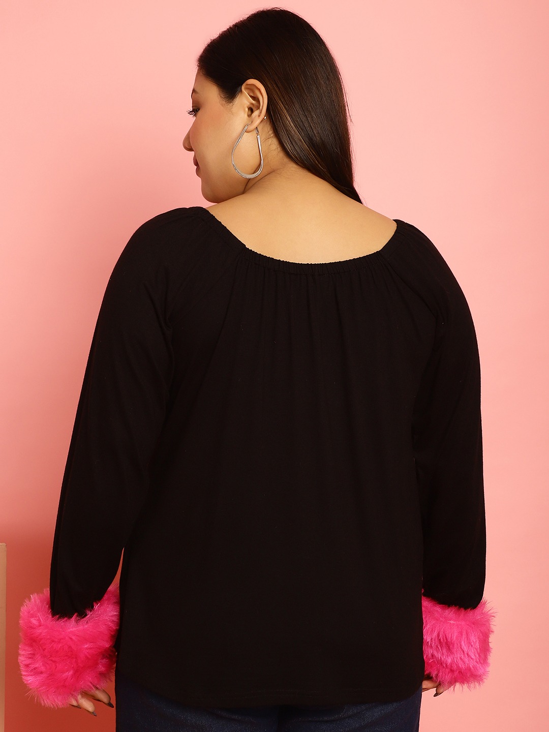 Women's Plus Size Dark Pink Solid Color Viscose Knitted Top with faux fur at cuff