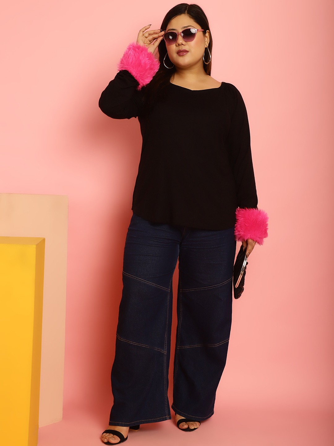 Women's Plus Size Dark Pink Solid Color Viscose Knitted Top with faux fur at cuff