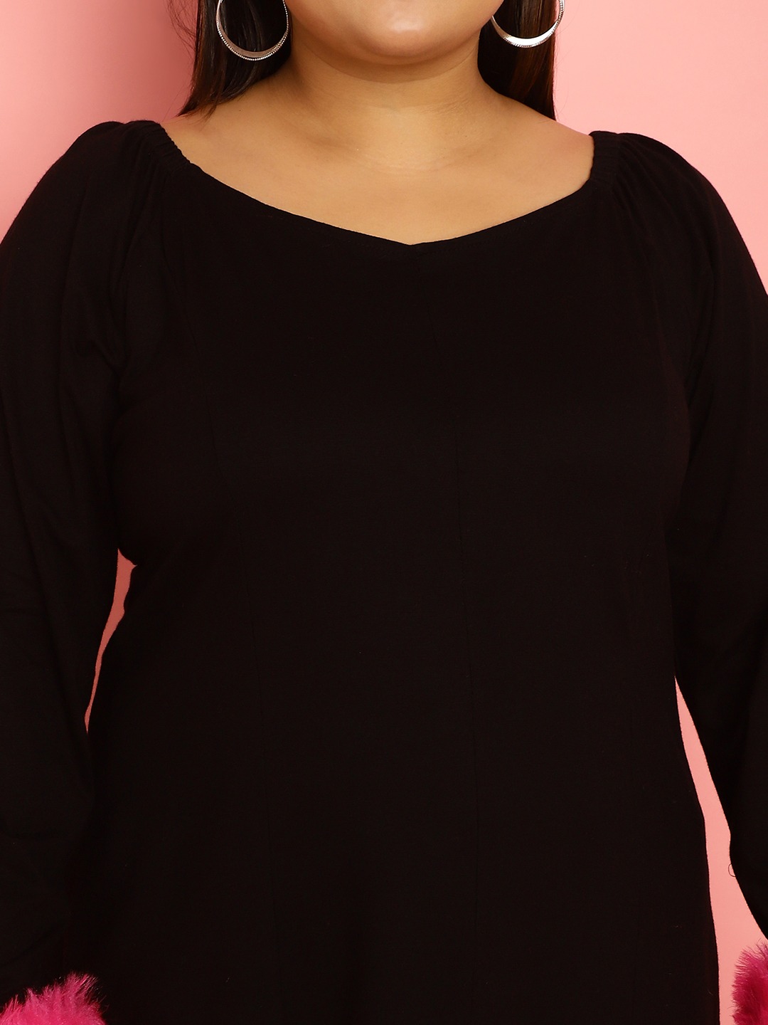 Women's Plus Size Dark Pink Solid Color Viscose Knitted Top with faux fur at cuff