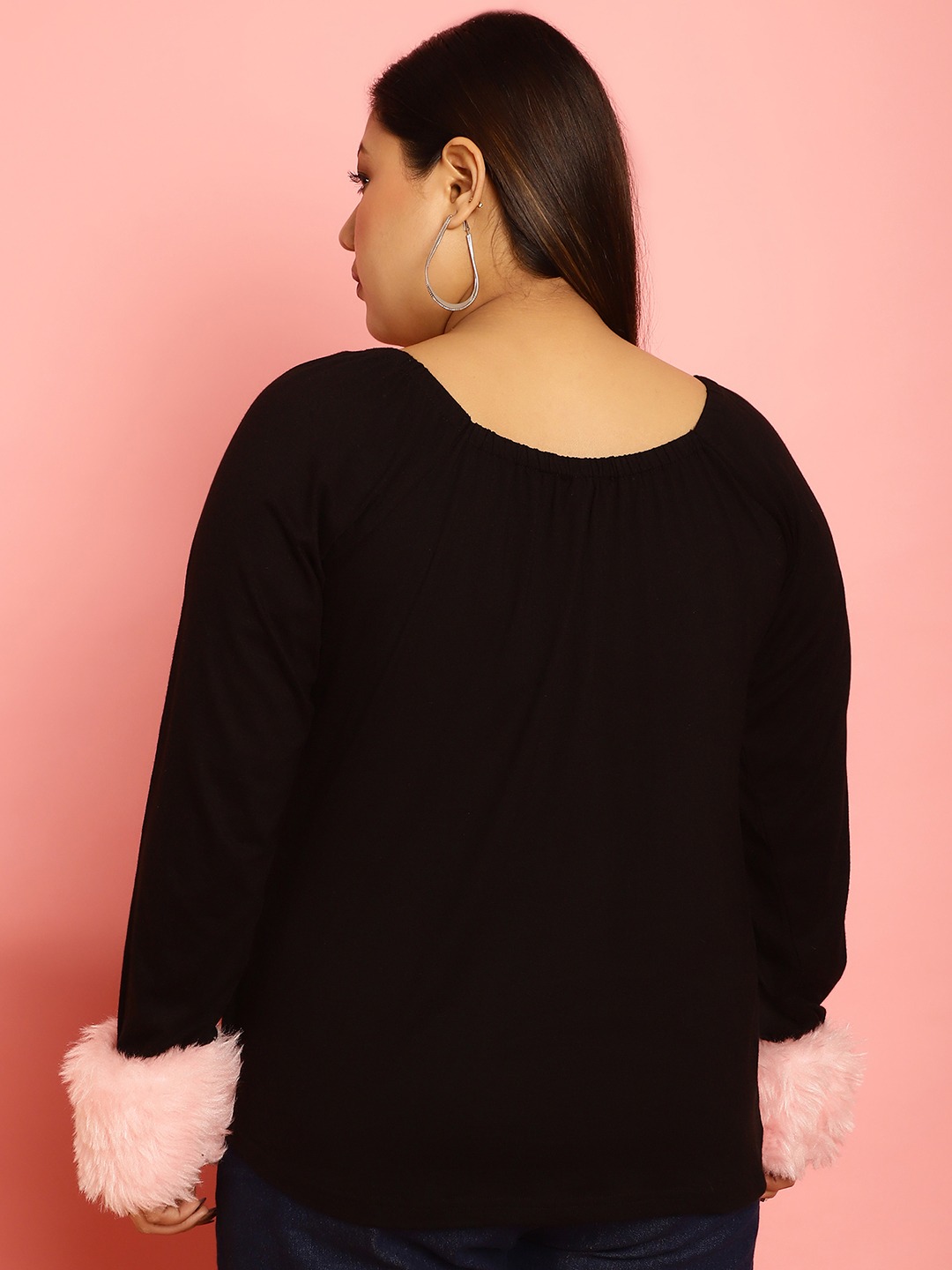 Women's Plus Size Pink Solid Color Viscose Knitted Top with faux fur at cuff