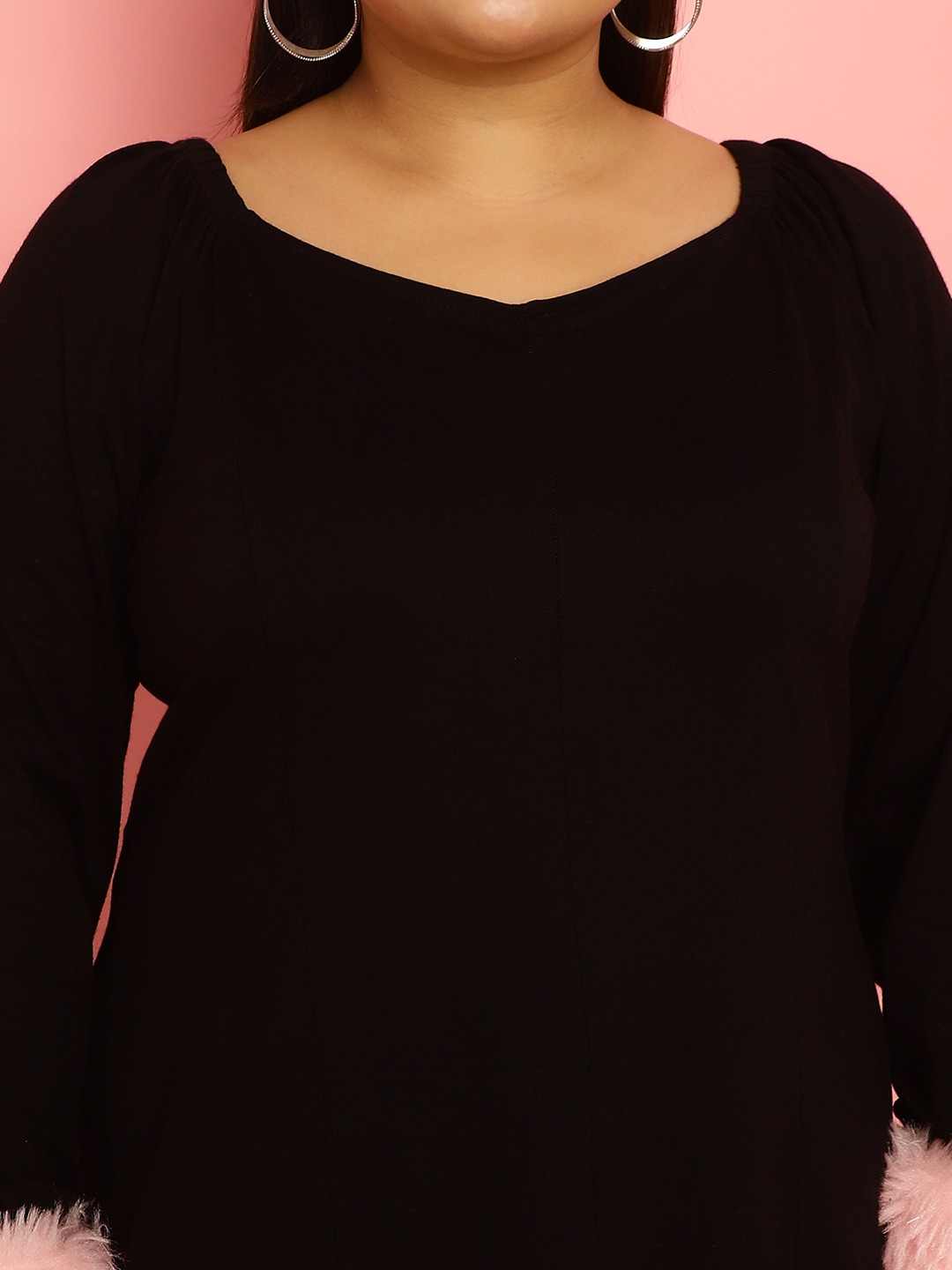 Women's Plus Size Pink Solid Color Viscose Knitted Top with faux fur at cuff