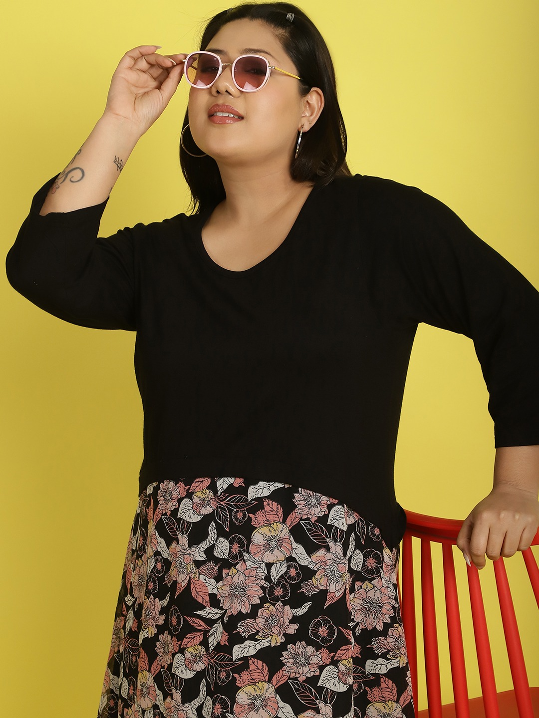 Women's Plus Size Black Pink & White Floral Printed Layered A-Line Midi Dress
