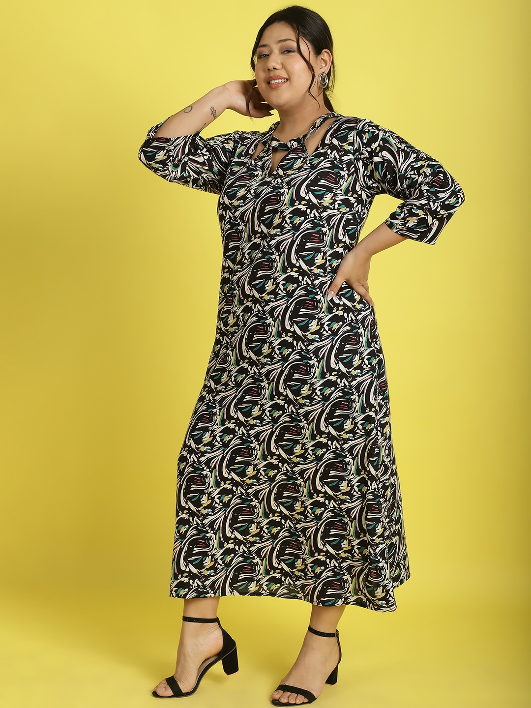 Women's Plus Size Black abstract printed A-Line Midi dress