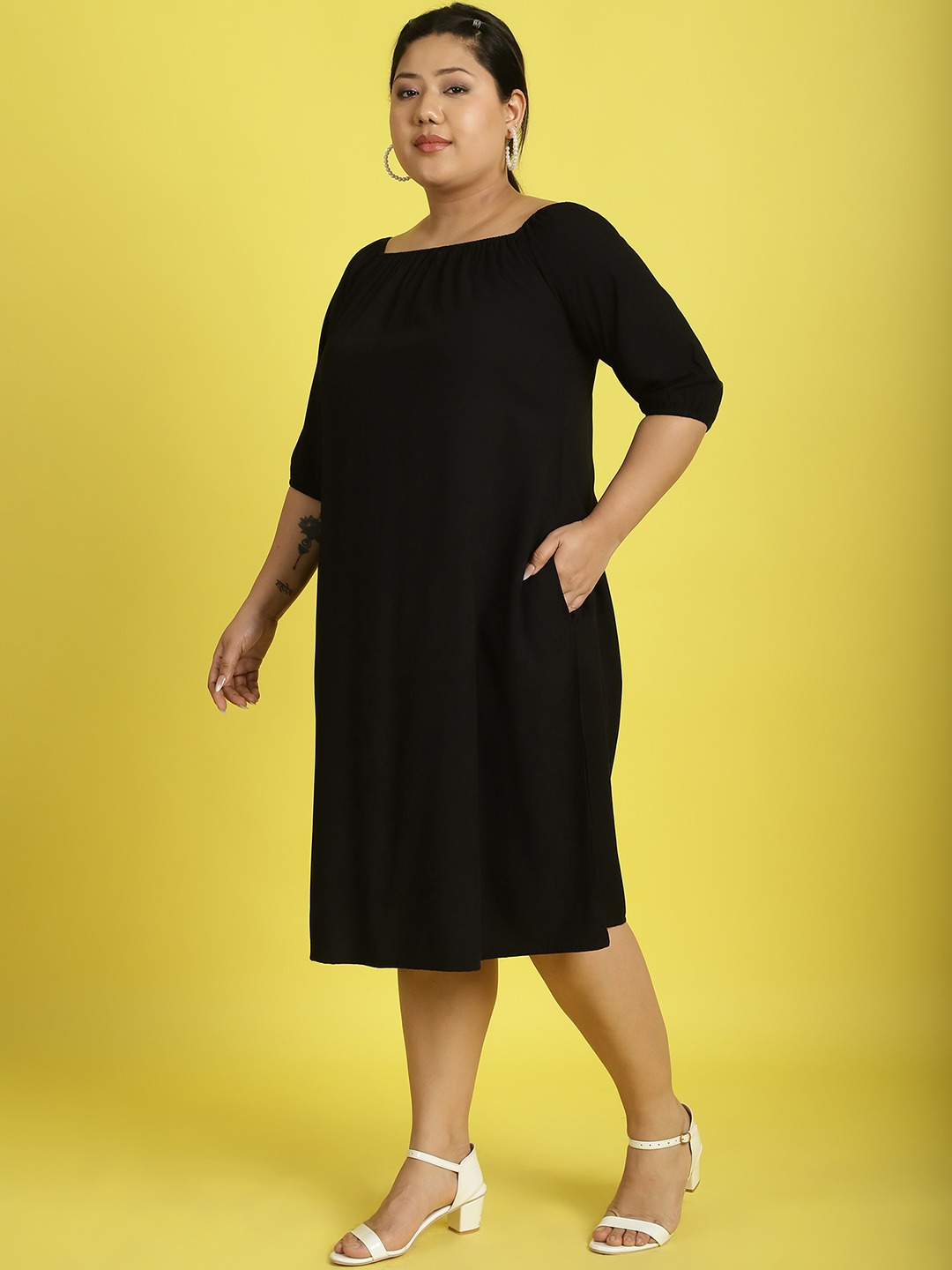 Women's Plus Size Black Solid Color gather A-Line Dress
