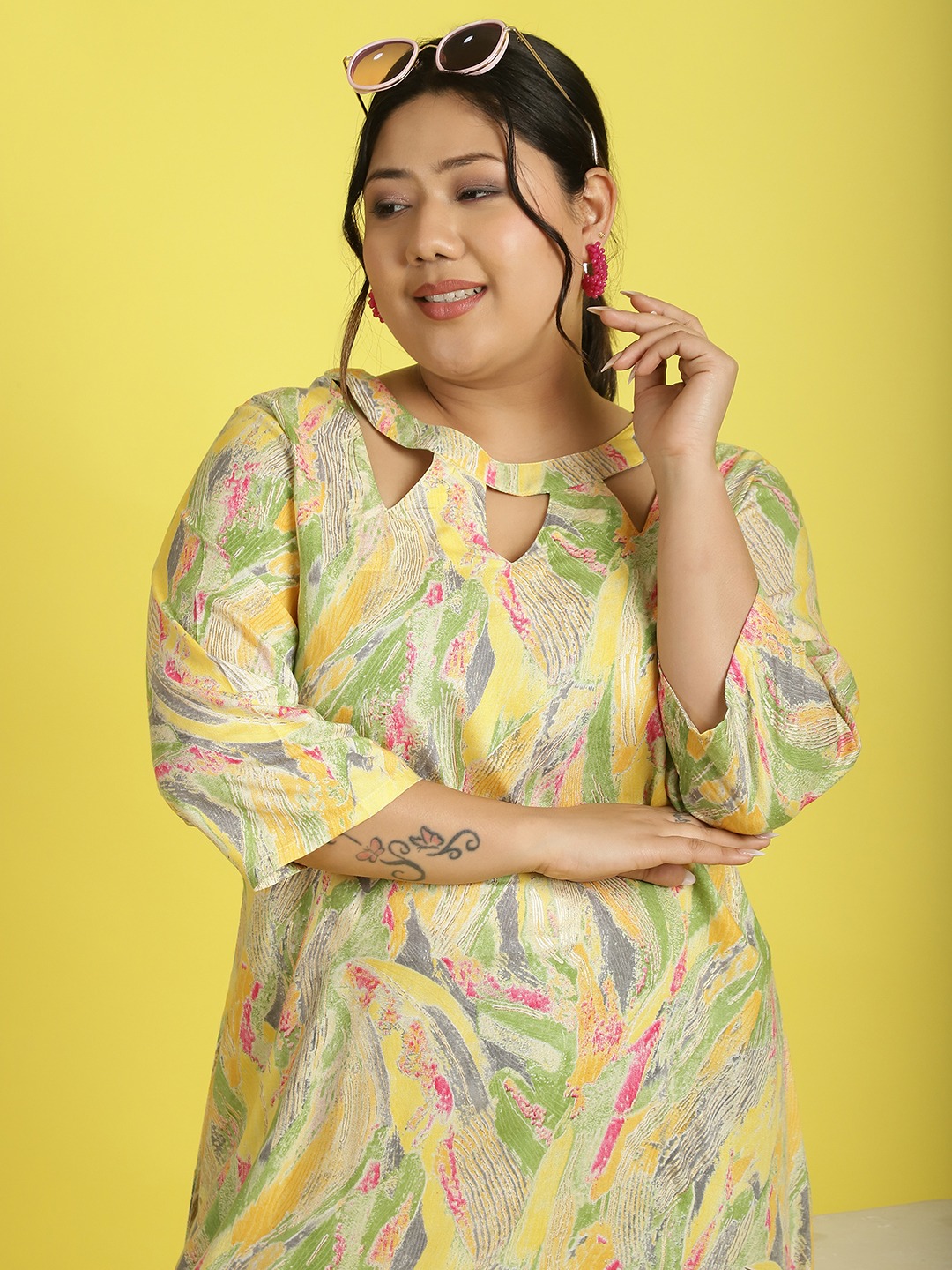 Women's Plus Size Yellow Gold Foil printed A-Line Midi dress