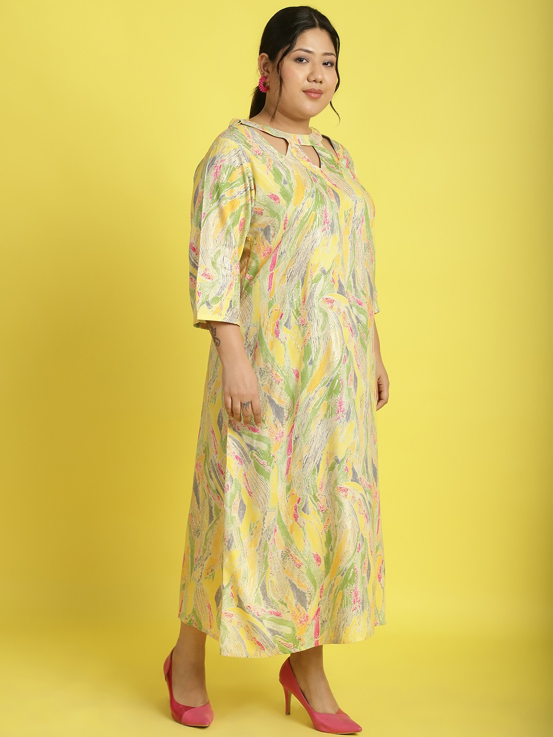 Women's Plus Size Yellow Gold Foil printed A-Line Midi dress