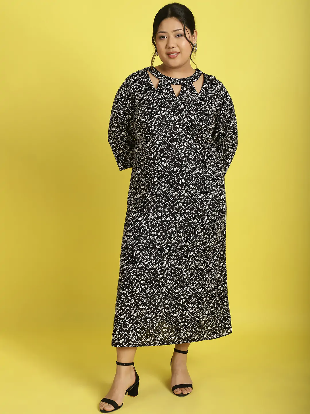 Women's Plus Size Black small floral printed A-Line Midi dress