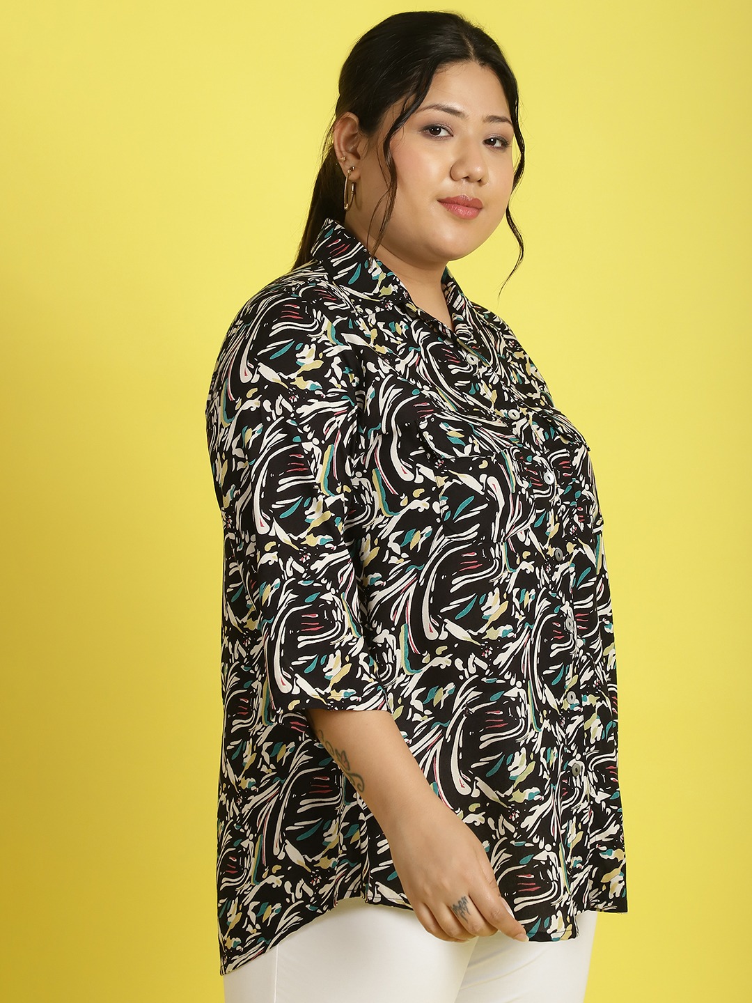Women's Plus Size Black abstract printed casual shirt