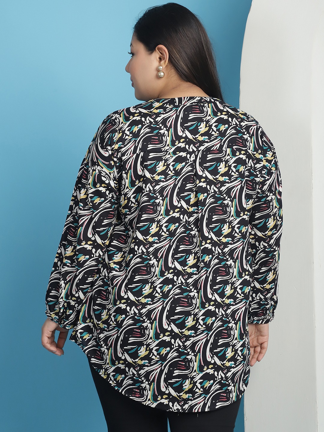 Women's Plus Size Black abstract printed casual top