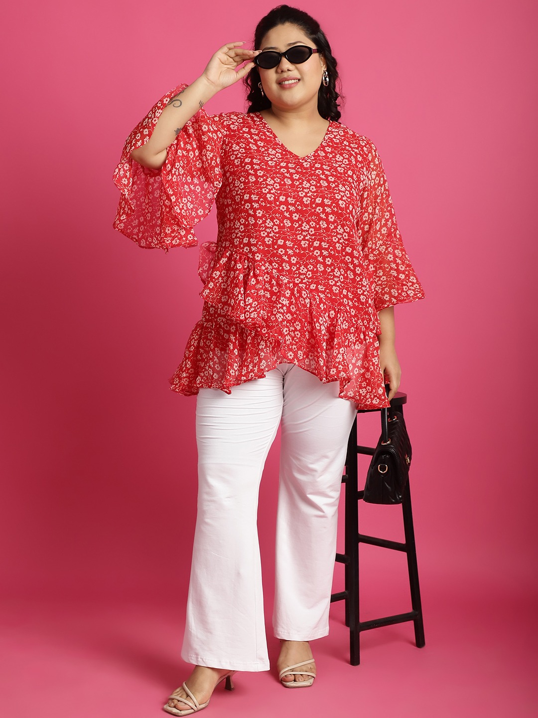 Women's Plus SizeRed & White Floral Printed Georgette Longline Wrap Top