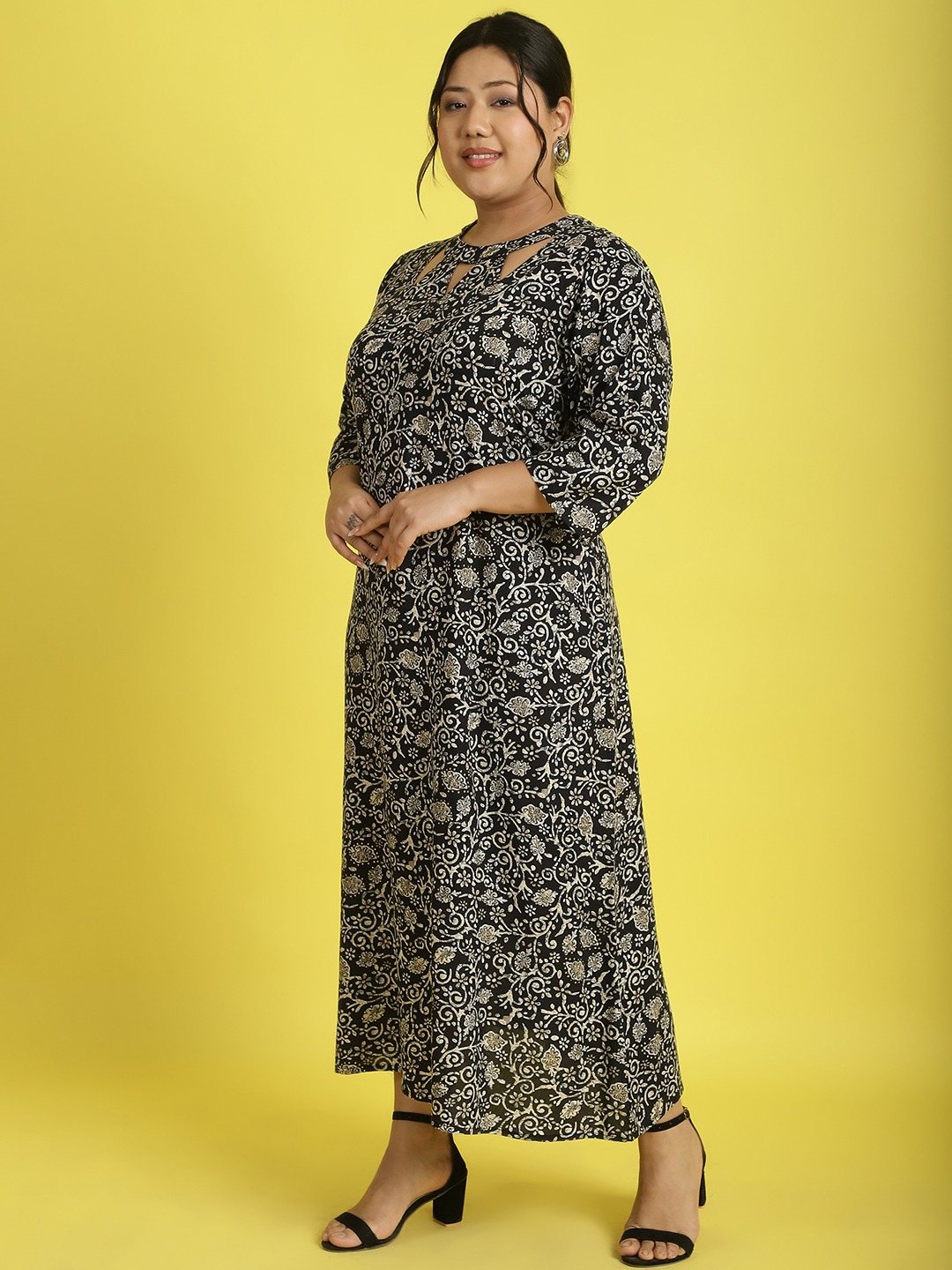 Women's Plus Size Black floral batik printed A-Line Midi dress