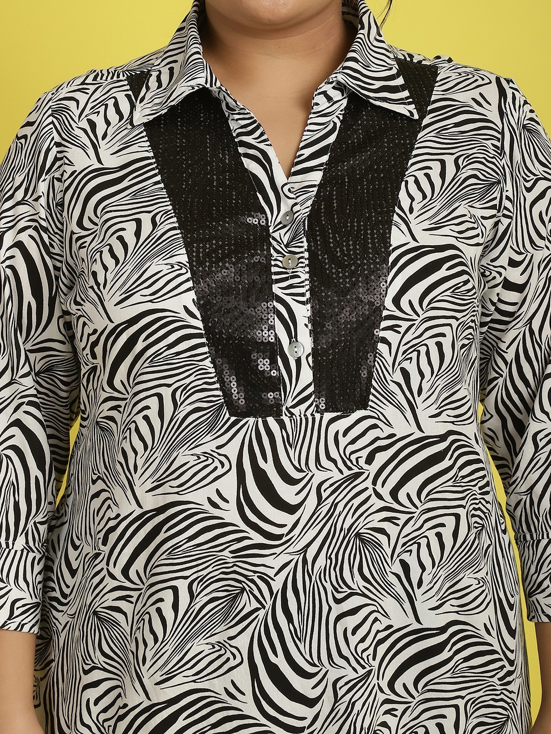 Women's Plus Size Black & White Zebra printed sequined longline top