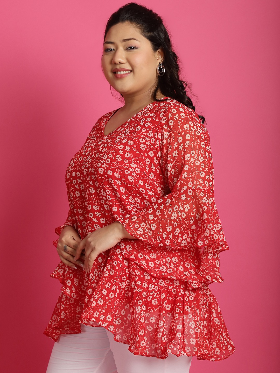 Women's Plus SizeRed & White Floral Printed Georgette Longline Wrap Top