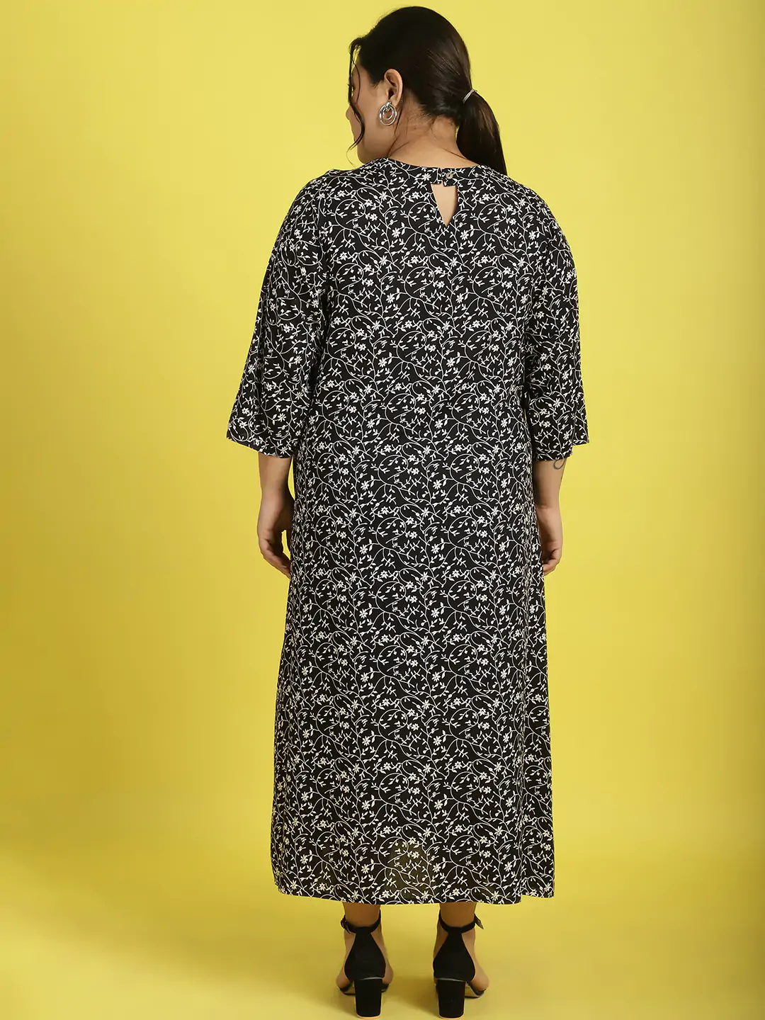 Women's Plus Size Black small floral printed A-Line Midi dress