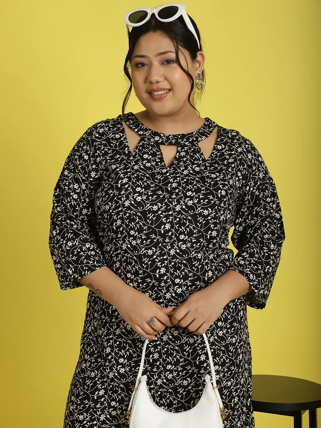 Women's Plus Size Black small floral printed A-Line Midi dress