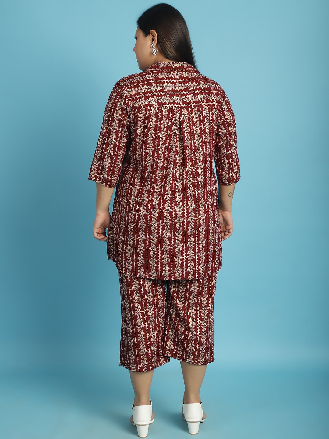 Women's Plus Size Maroon Gold floral printed Shirt With Capri
