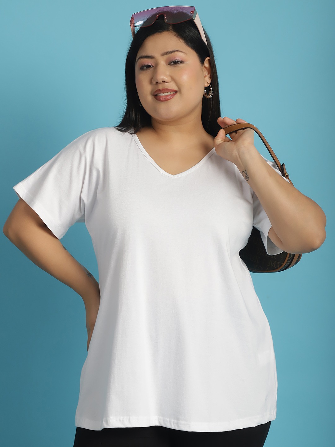 Women's Plus Size White solid color cotton knitted T-shirt