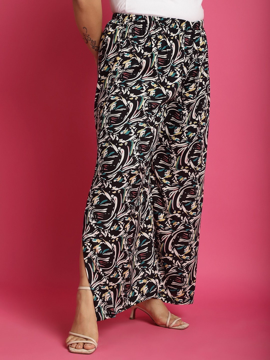 Women's Plus Size Black abstract printed Wide Leg Mid-Rise Palazzo