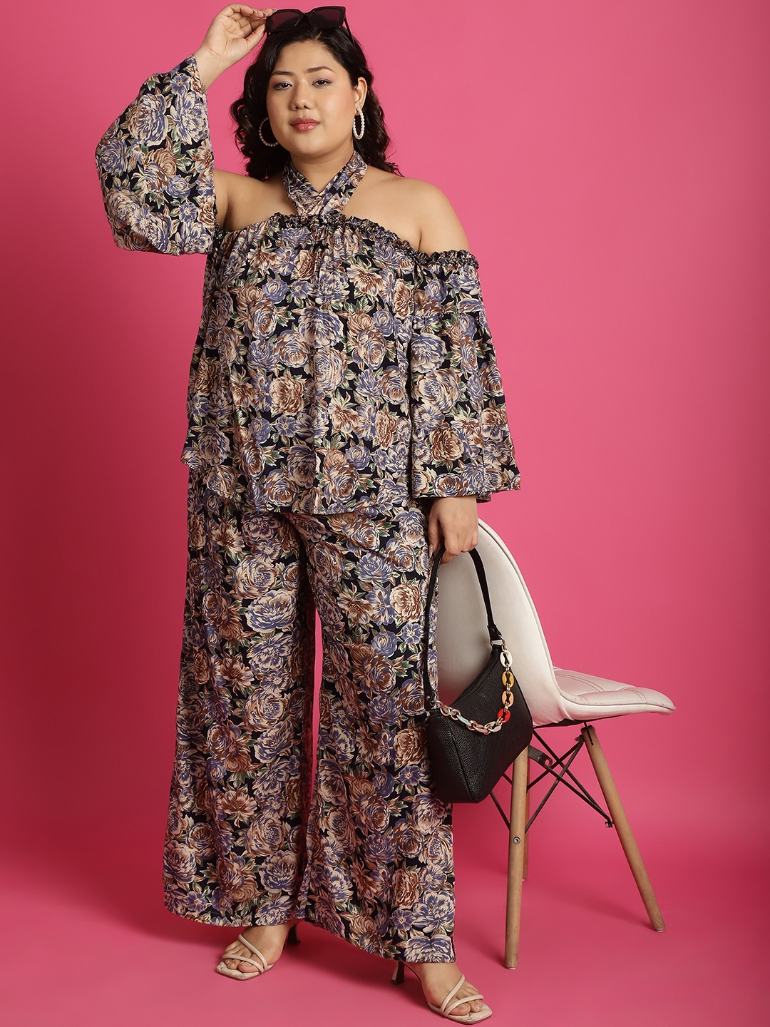 Women's Plus Size Navy Rose floral printed Wide Leg Mid-Rise Palazzo