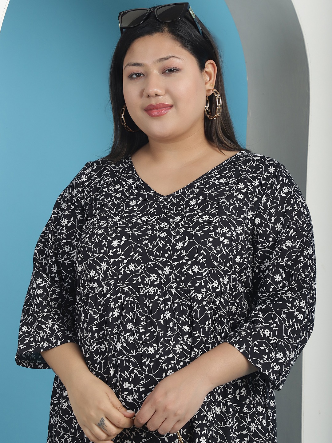 Women's Plus Size Black small floral printed A-Line Midi dress
