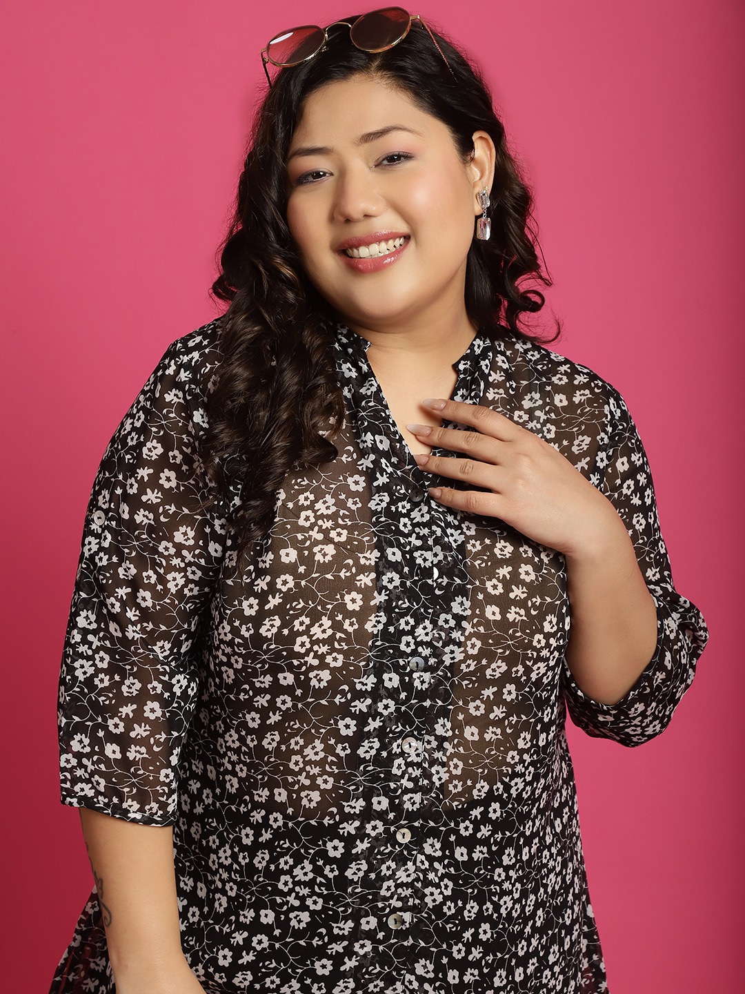 Women's Plus Size Black & White floral print Longline Casual Shirt