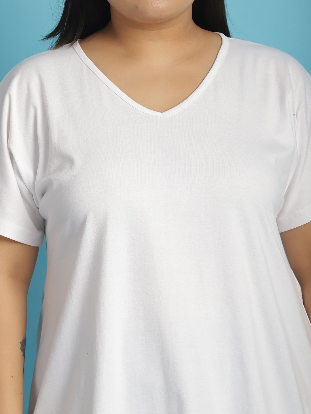 Women's Plus Size White solid color cotton knitted T-shirt