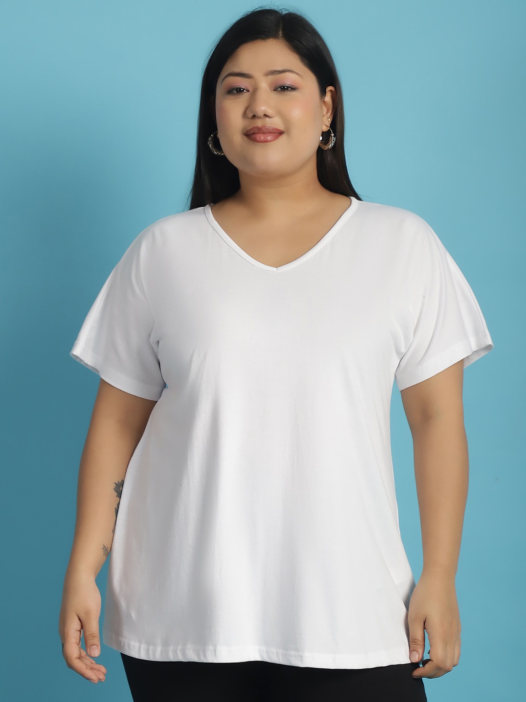 Women's Plus Size White solid color cotton knitted T-shirt