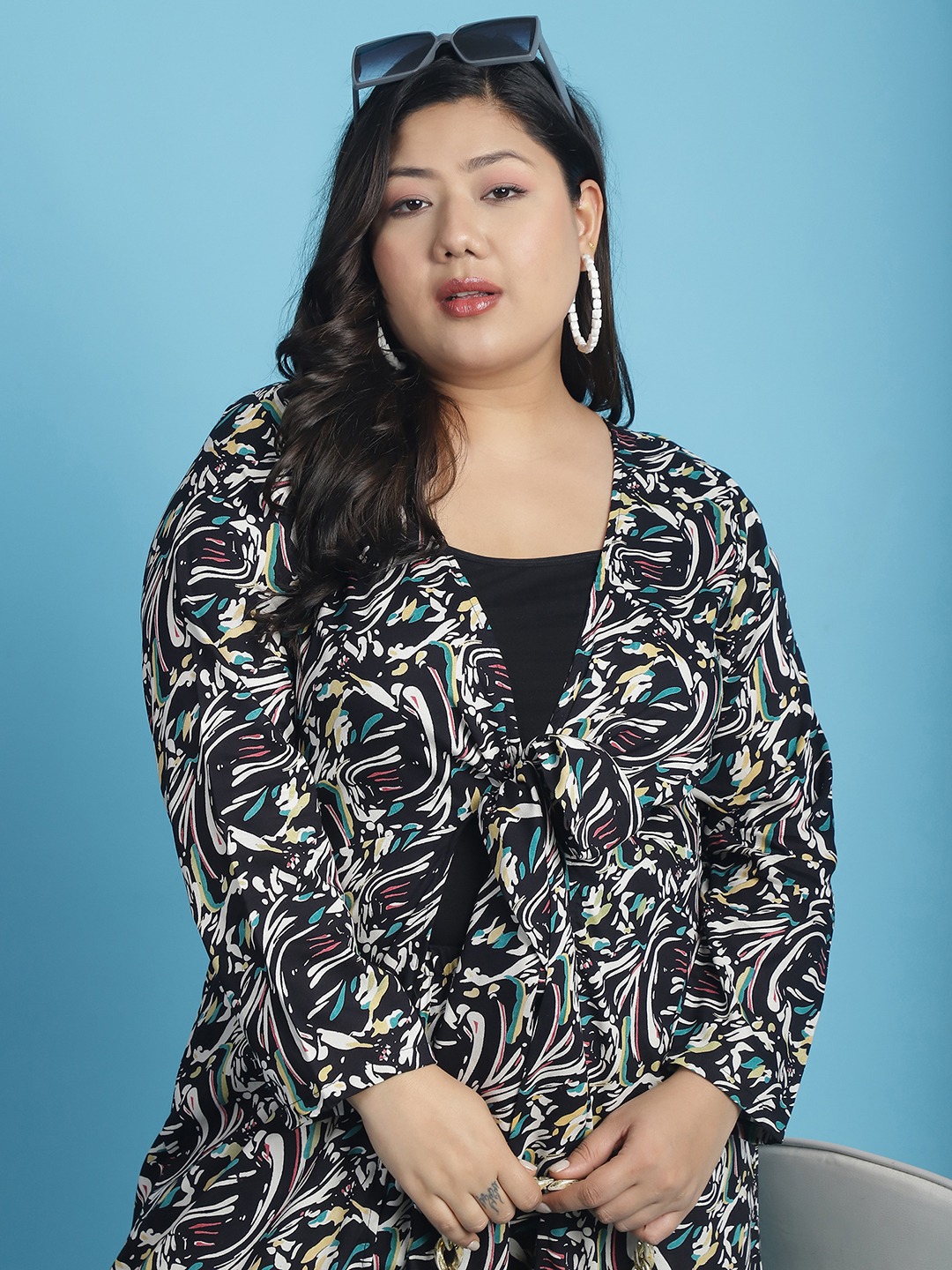 Women's Plus Size Black abstract printed Tie-Up Longline Shrug