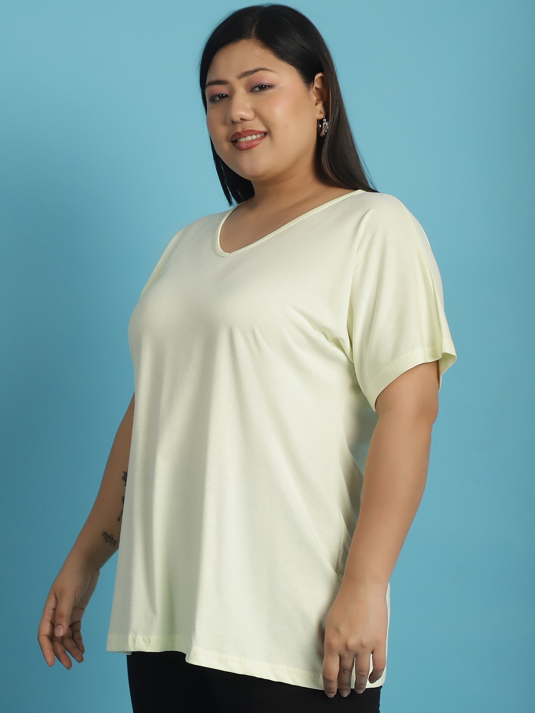 Women's Plus Size Pale Yellow solid color cotton knitted T-shirt