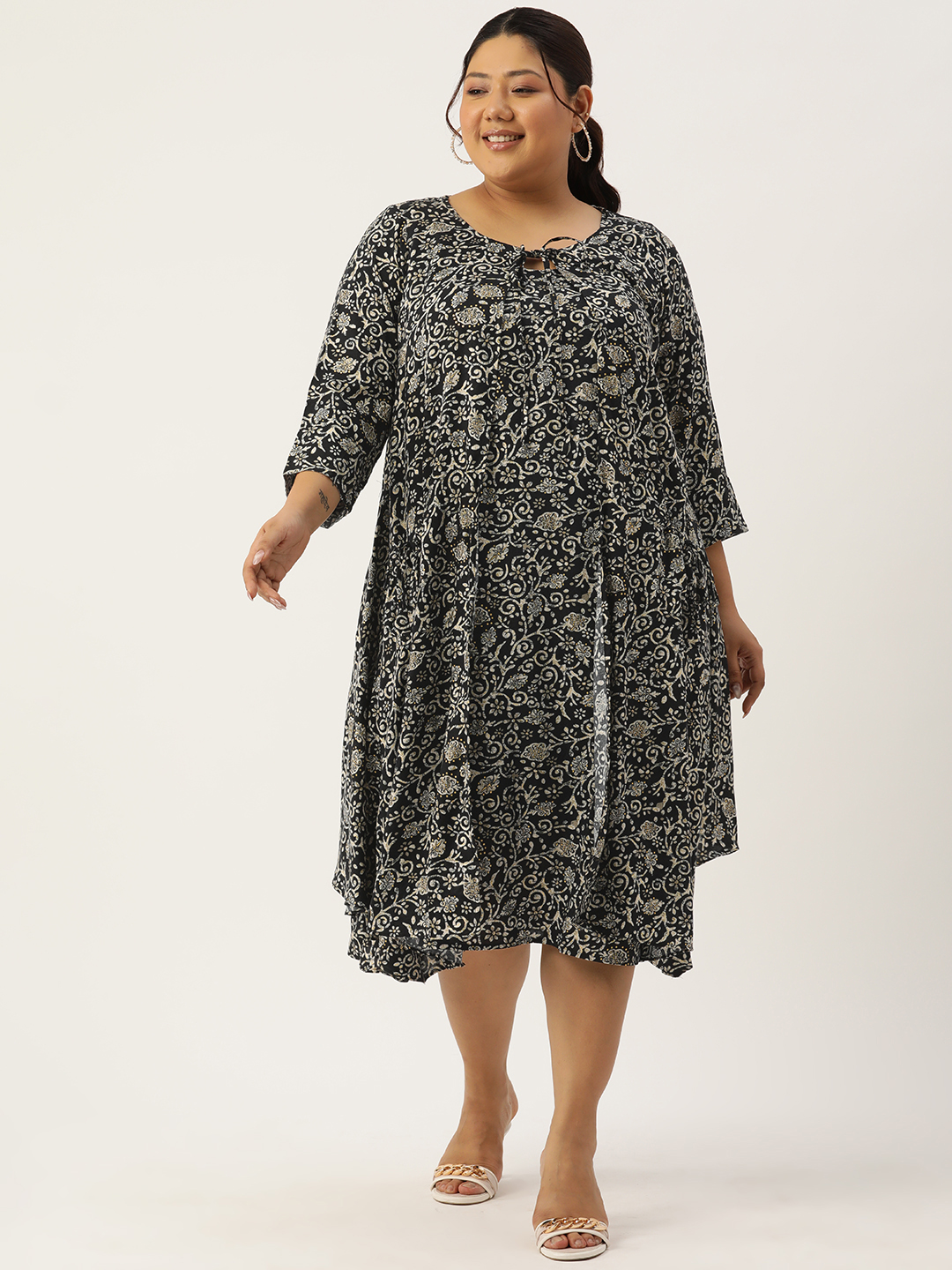 Women's Plus Size Black Batik Floral printed A-Line Clothing Set