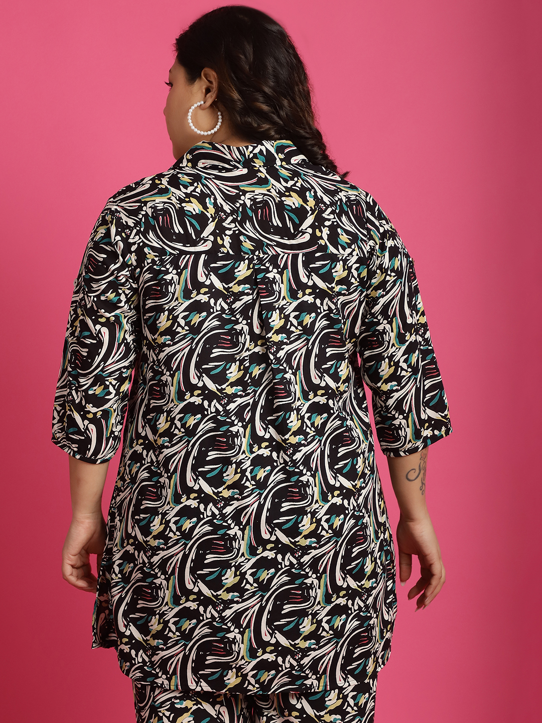 Women's Plus Size Black abstract printed casual shirt