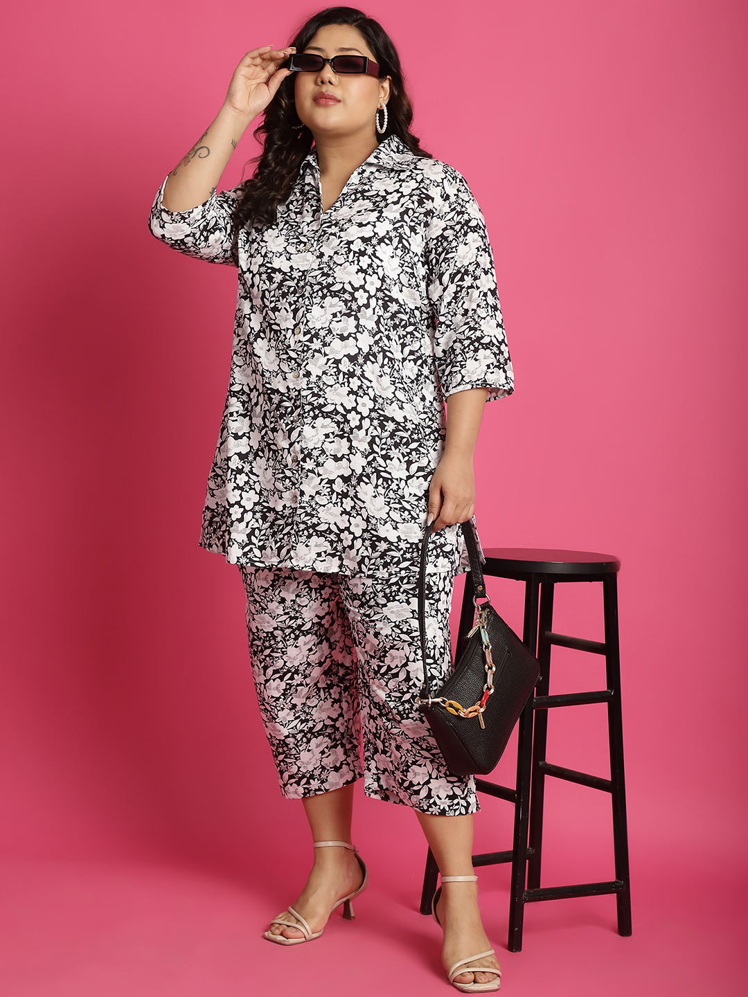 Women's Plus Size Black white floral printed casual shirt