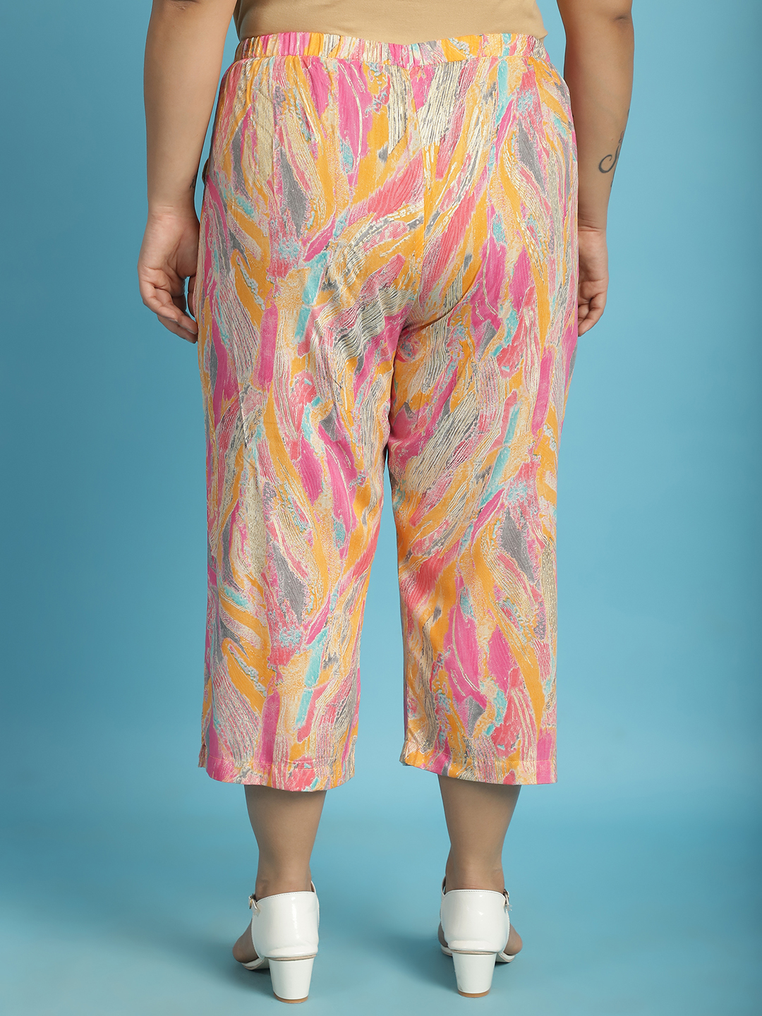 Women's Plus Size Pink Gold Foil floral printed mid calf length capri