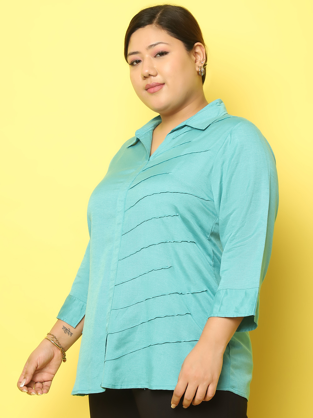 Women's Plus Size Teal solid color knitted Relaxed Casual shirt