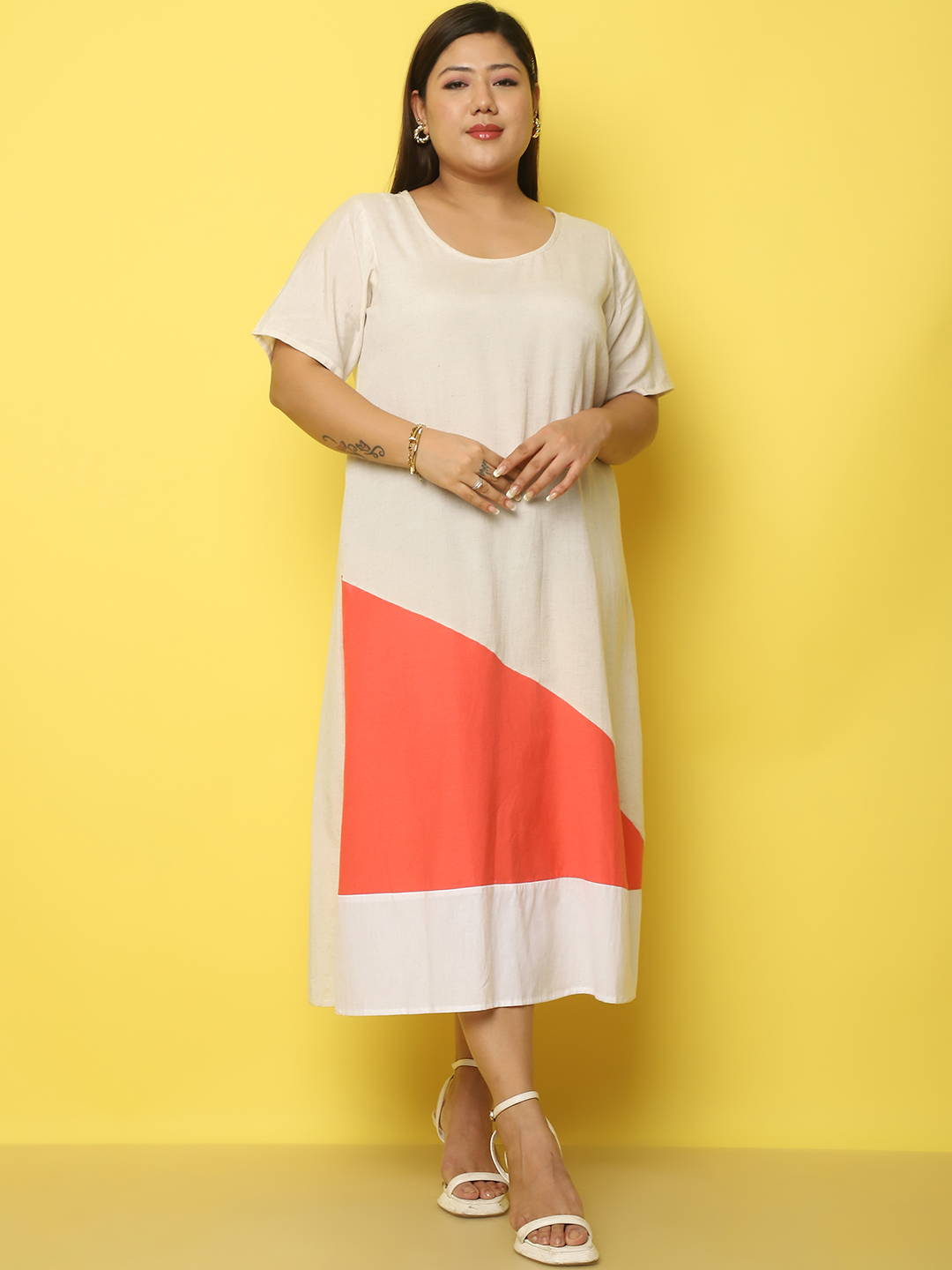 Women's Plus Size Natural, Coral & White Color block A-Line Linen Dress, has a round neck, short sleeves, midi in length and flared hem.