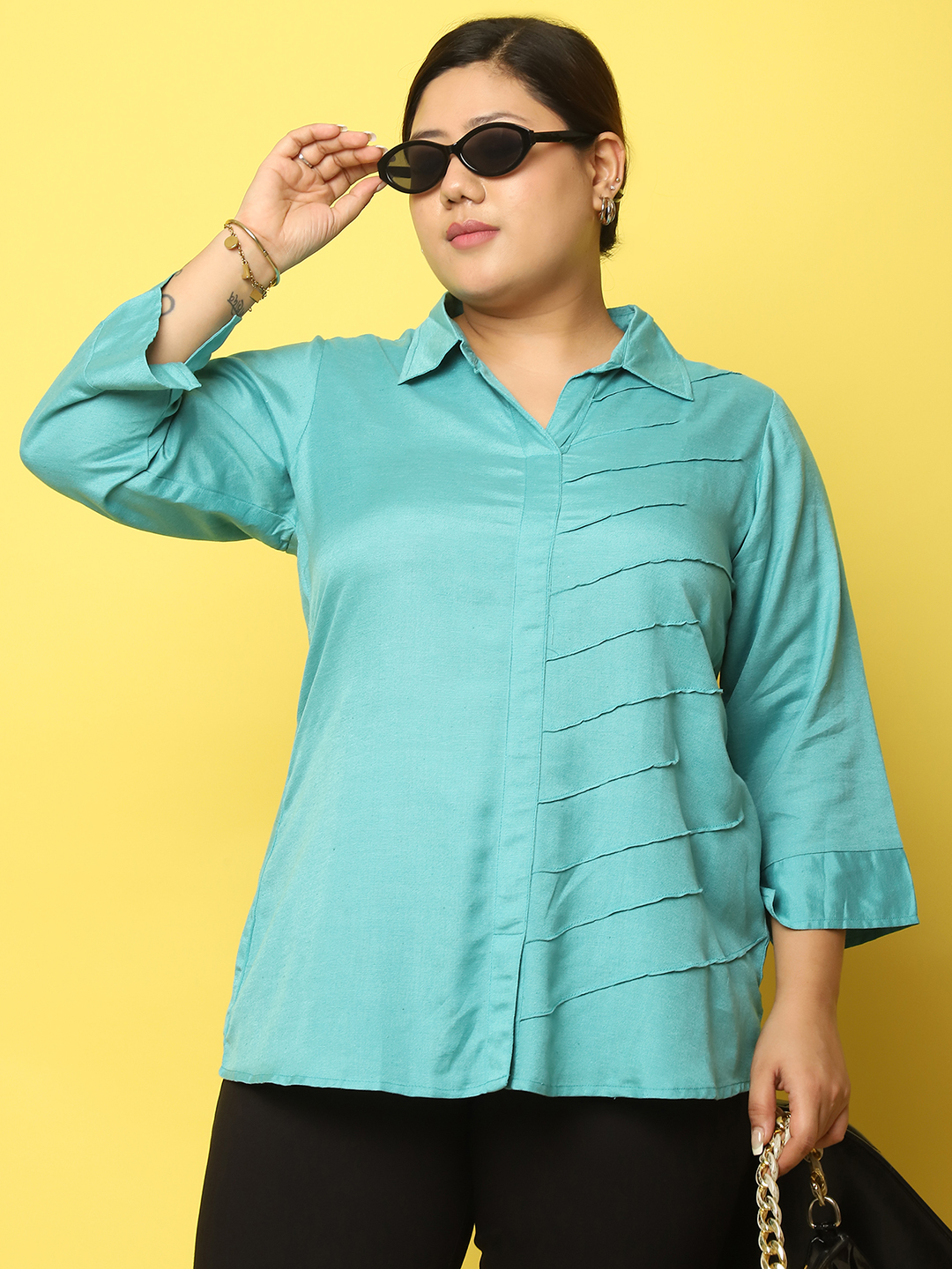 Women's Plus Size Teal solid color knitted Relaxed Casual shirt