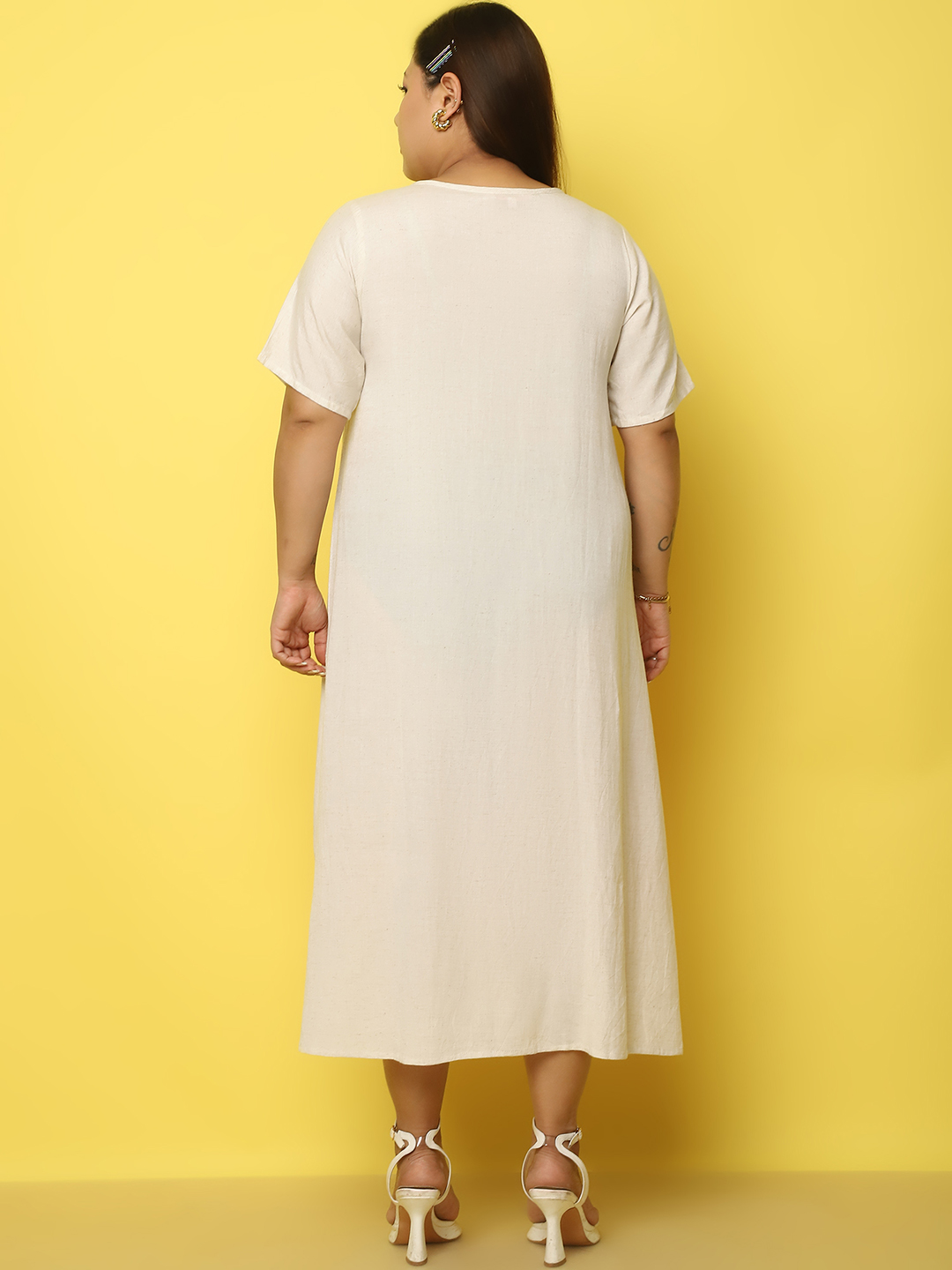 Women's Plus Size Natural, Coral & White Color block A-Line Linen Dress, has a round neck, short sleeves, midi in length and flared hem.