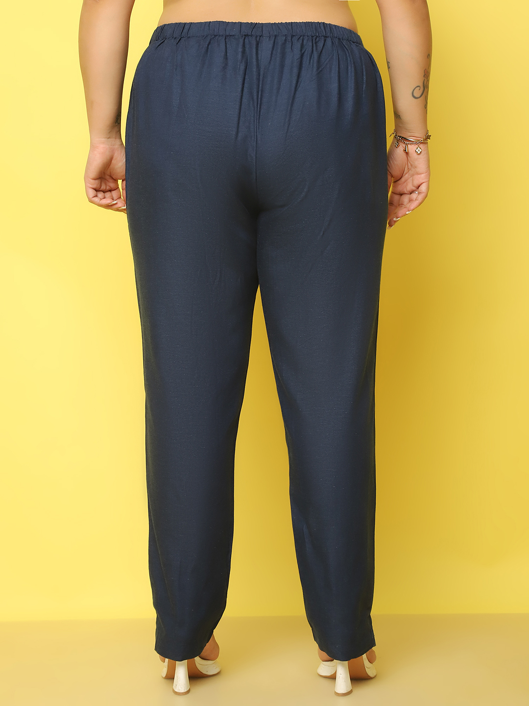 Women's Plus Size Navy Blue Solid Color Smart Tapered Fit High-Rise Trouser