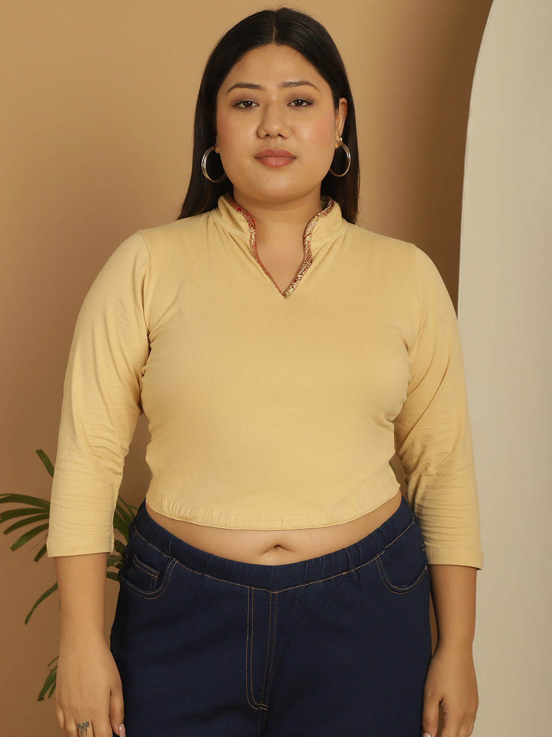 Women's Plus Size Beige Solid Color Cotton Knitted Crop Top