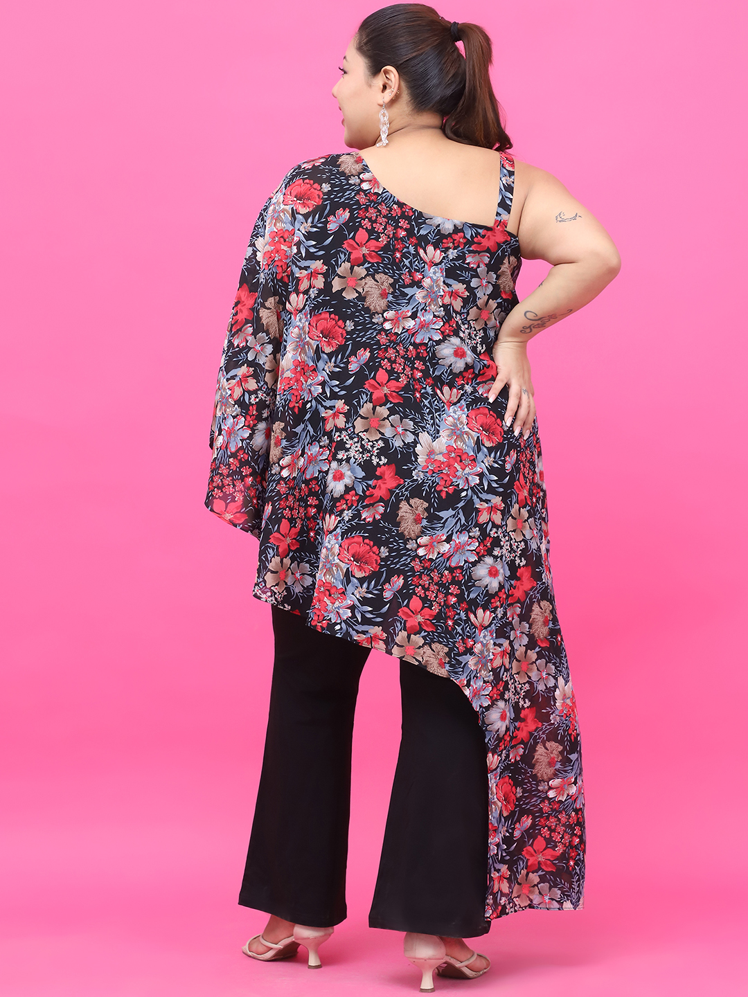 Women's Plus Size Black Red Rose Floral Printed Georgette Top