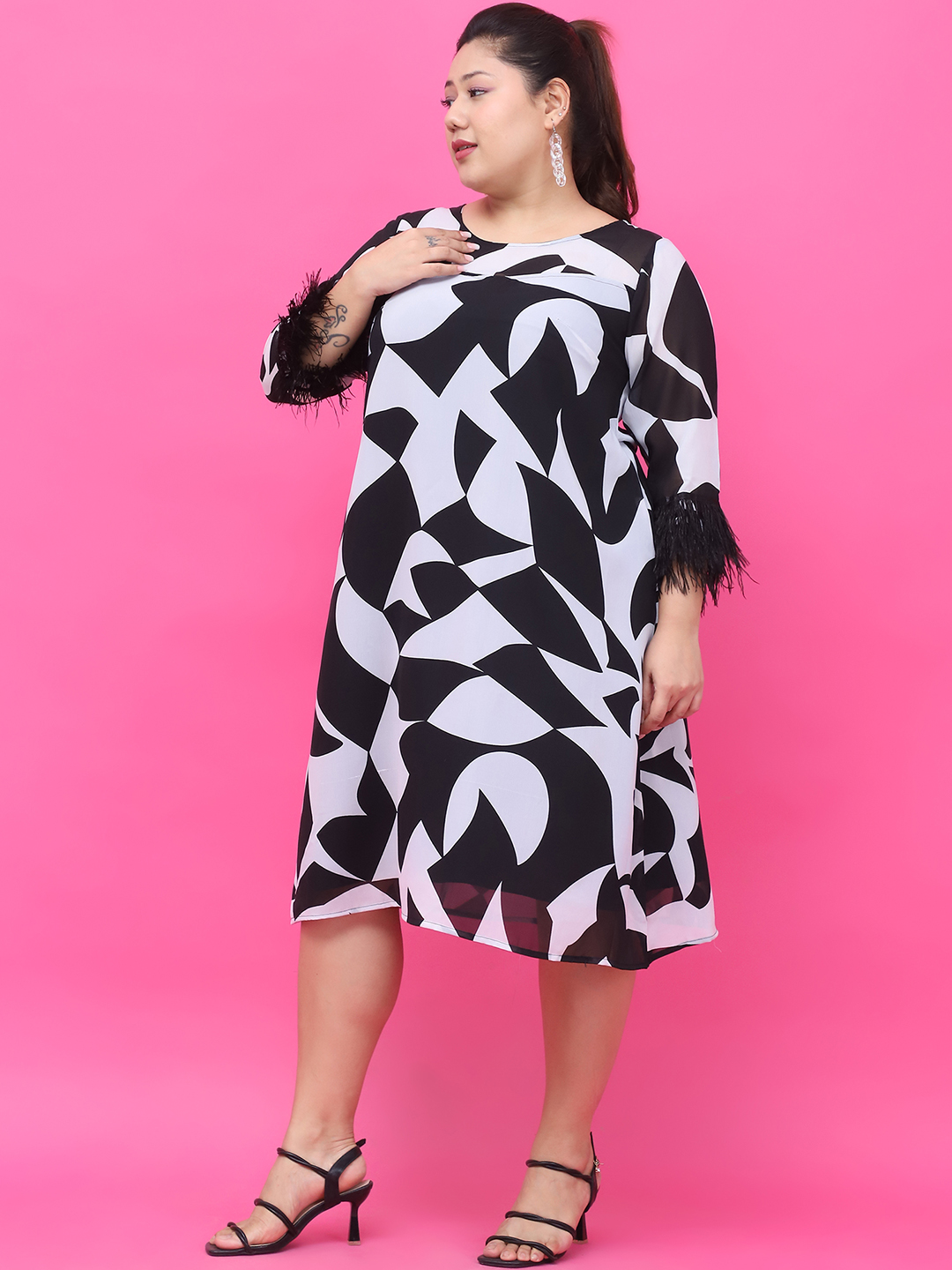Women's Plus Size Black & White Floral Printed Georgette Dress with attached crepe Lining