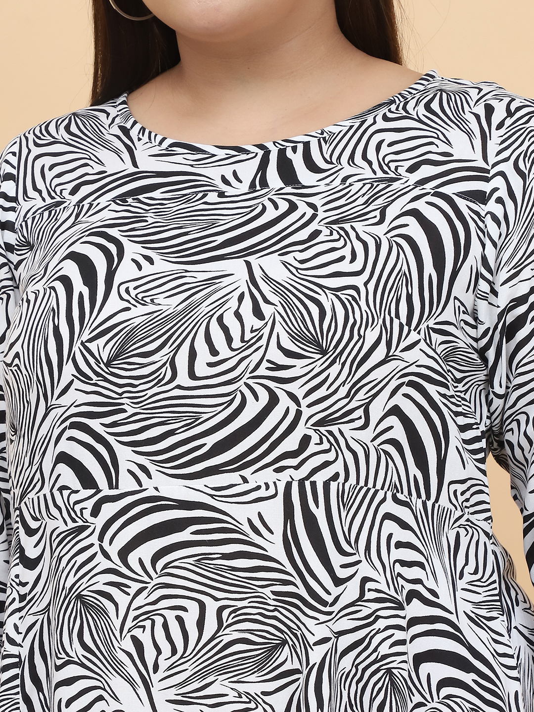 Women's Plus Size Black & White Zebra Printed A-Line Midi Dress