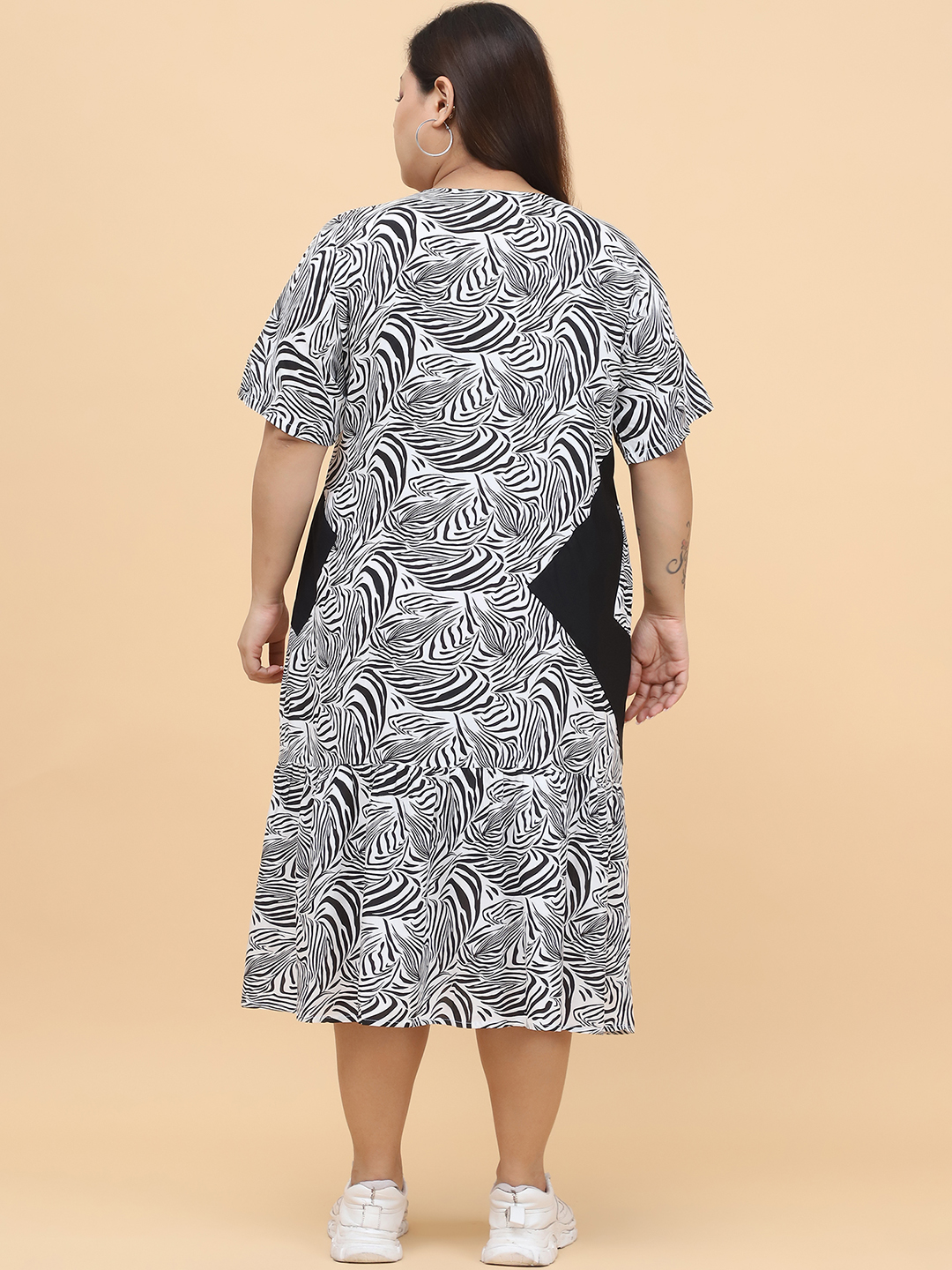 Women's Plus Size Black & White Zebra Printed Woven A-Line Dress