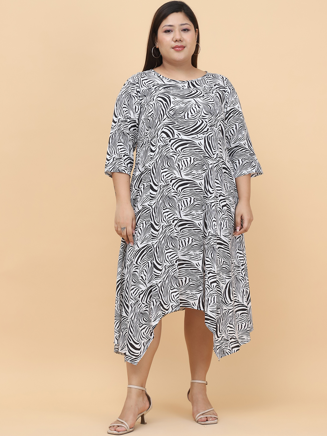 Women's Plus Size Black & White Zebra Printed A-Line Midi Dress