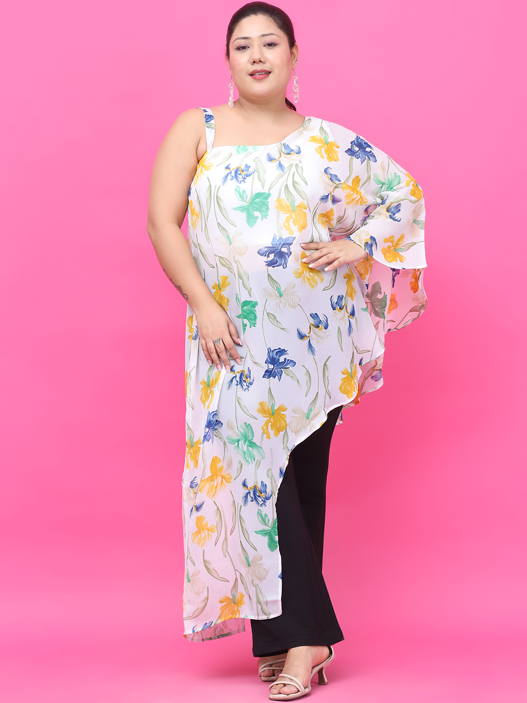 Women's Plus Size White Tulip Floral Printed Georgette Top