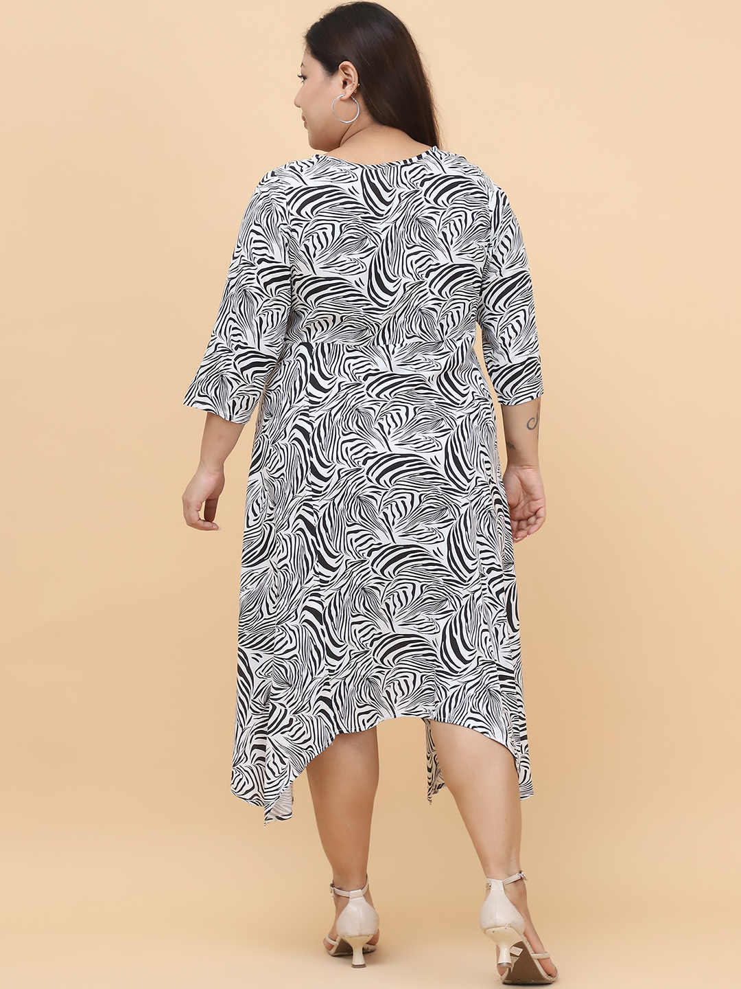 Women's Plus Size Black & White Zebra Printed A-Line Midi Dress