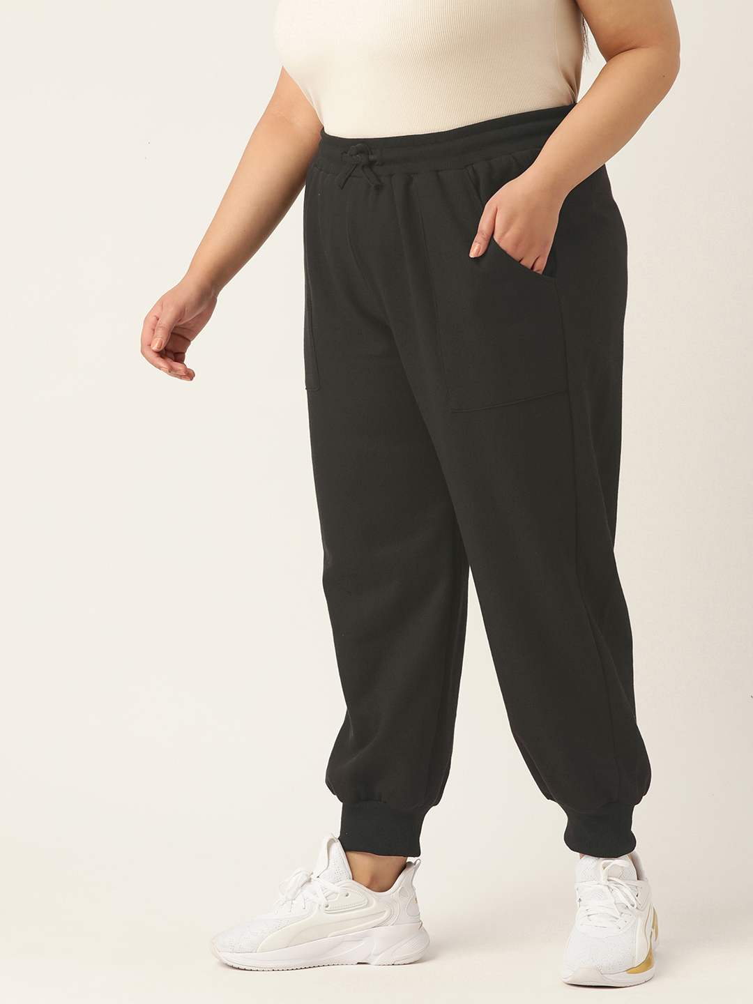 Women's Plus Size Black Solid Color Fleece Winter Tapered Trouser