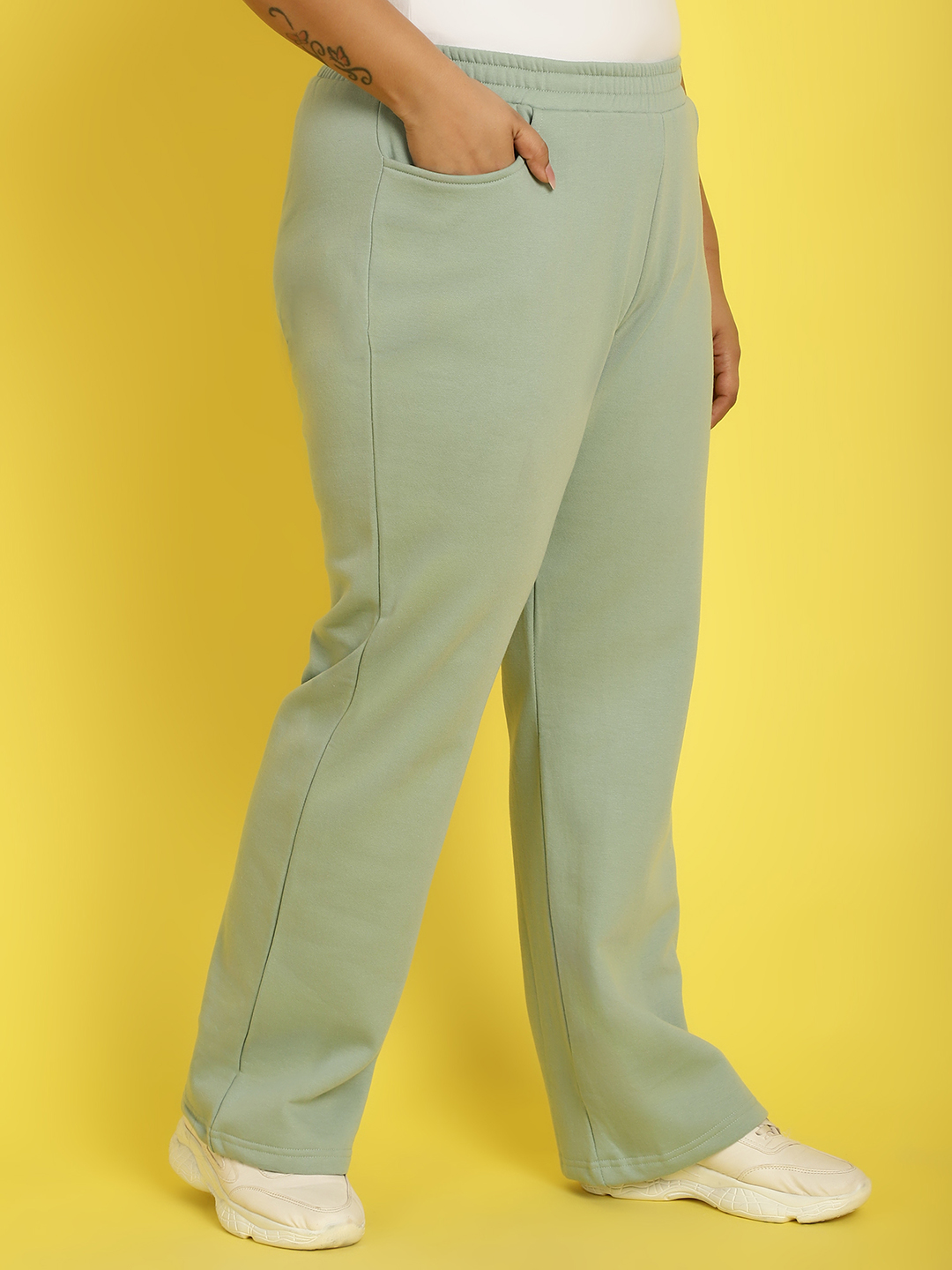 Women's Plus Size Light Green solid color knitted fleece trousers