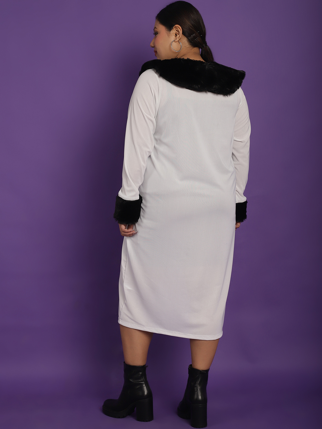 Women's Plus Size White Solid Color Party Wear Poly Knit Dress