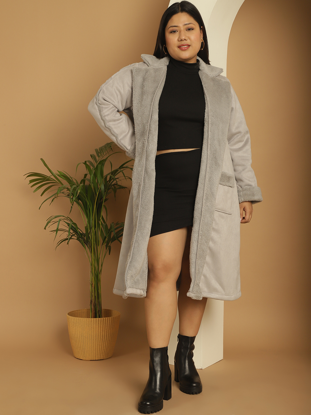 Women's Plus Size Grey Solid Color bonded Fur Longline Jacket